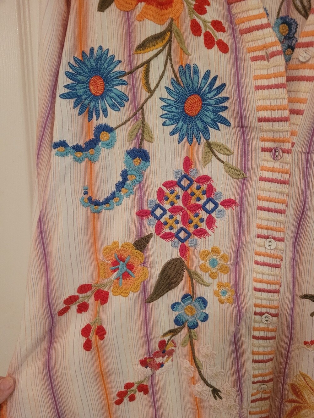 Johnny Was Blouse - Picture 4 of 8